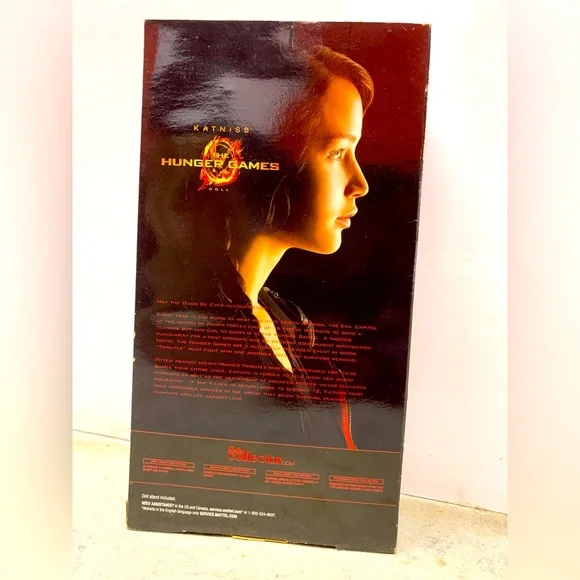 “The Hunger Games” Black Label Katniss Everdeen Barbie Doll - Picture 3 of 3
